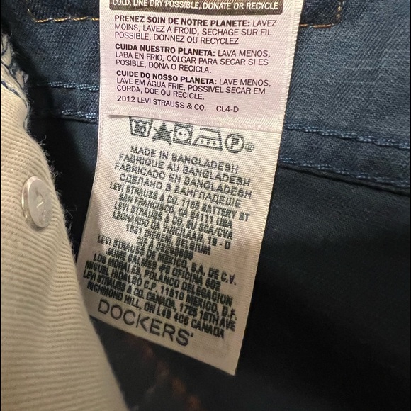 Dockers navy blue casual pants size 40 X 32 - Picture 3 of 4